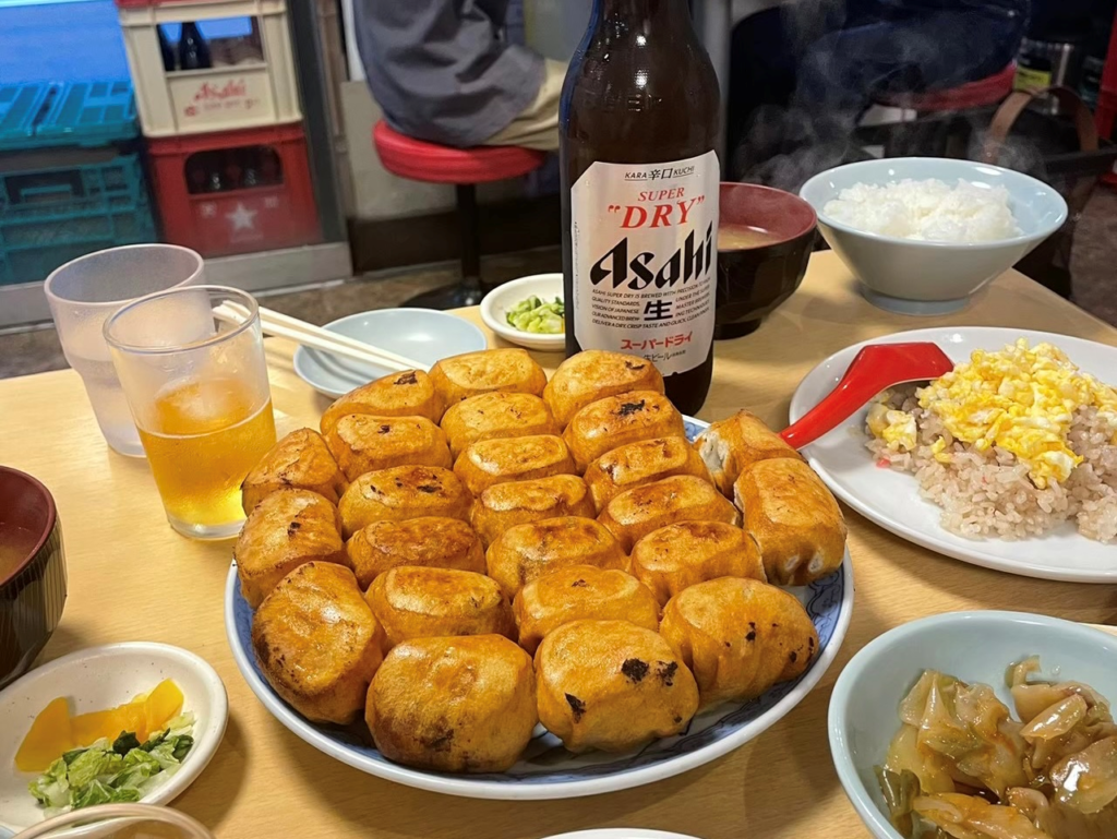 ファイト 餃子 巣鴨